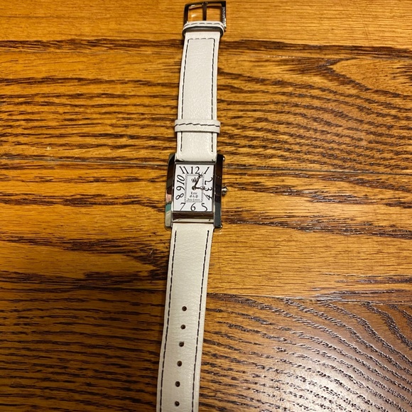 Juicy Couture White Watch Silver Face - Picture 4 of 7